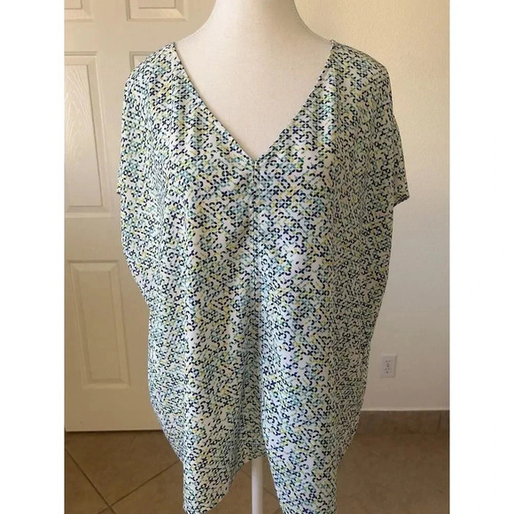 Hilary Radley Tops - Women's Hilary Radley Multi Check Combo Short Sleeve V-Neck Top  Size XXL